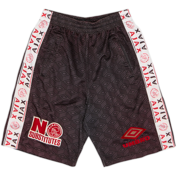 1998-99 Ajax Short extérieur - 6/10 - (M.Boys)