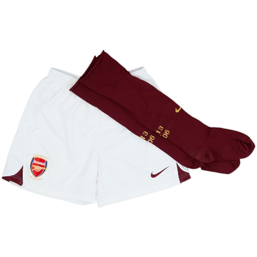2005-06 Arsenal Short et chaussettes domicile - 4/10 - (Garçons M)