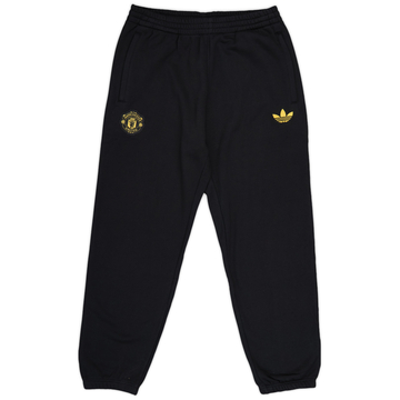 2024-25 Manchester United adidas CNY Pantalon