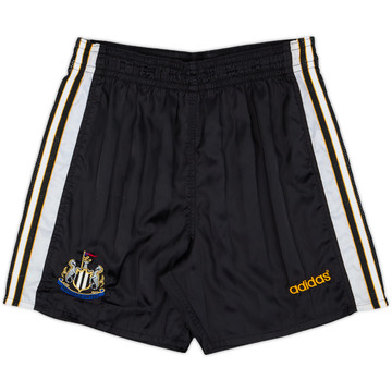 1997-98 Newcastle Short domicile - 9/10 - (S)