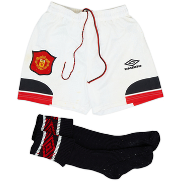 1997-99 Manchester United Short et chaussettes extérieur - 7/10 - (L.Boys)